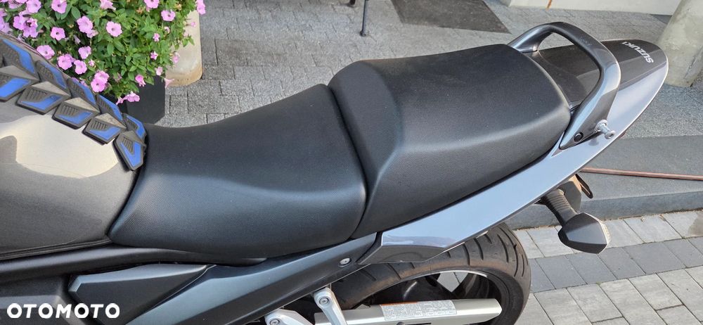 Suzuki Bandit - 8