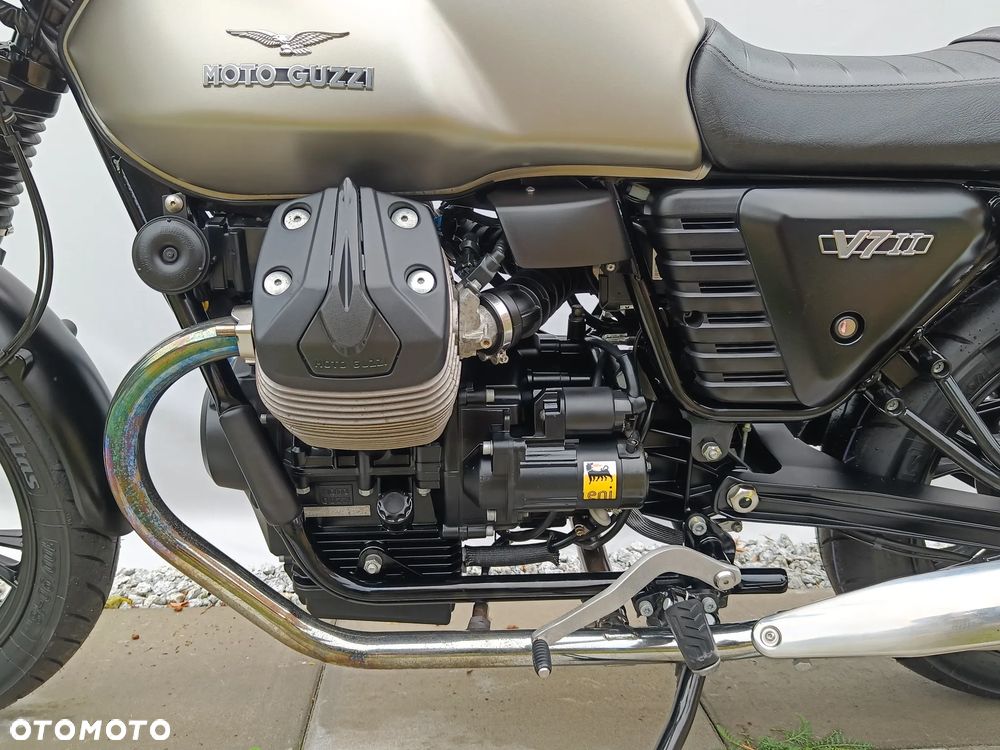 Moto Guzzi V7 - 11