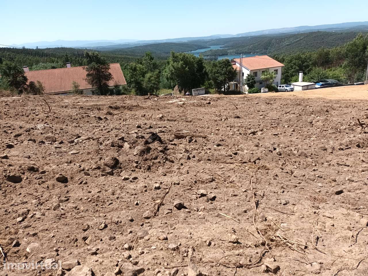 Terreno urbano de 4000m² em Santa Comba Dão - Grande imagem: 3/5