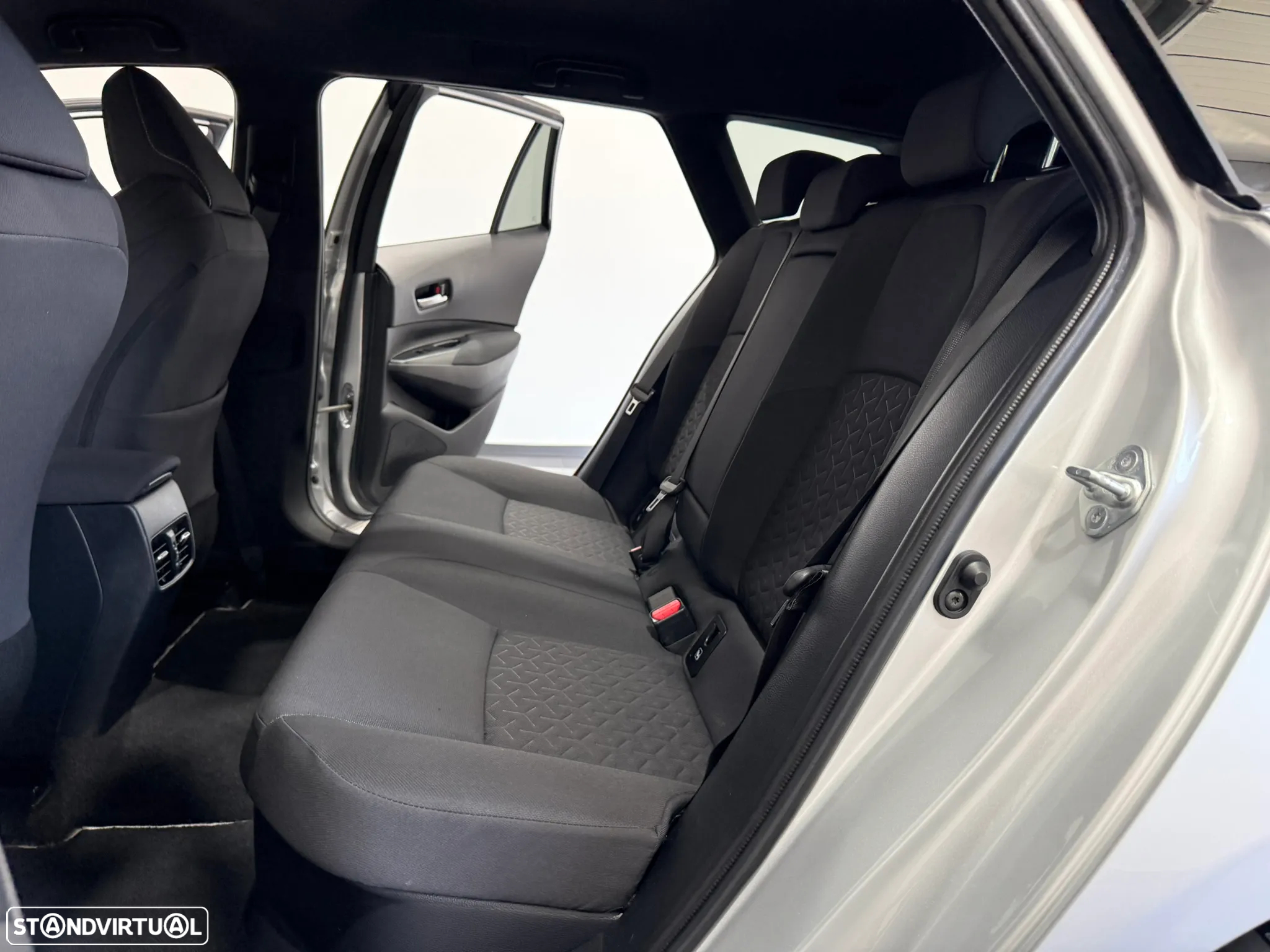 Toyota Corolla Touring Sports 1.8 Hybrid Exclusive - 45