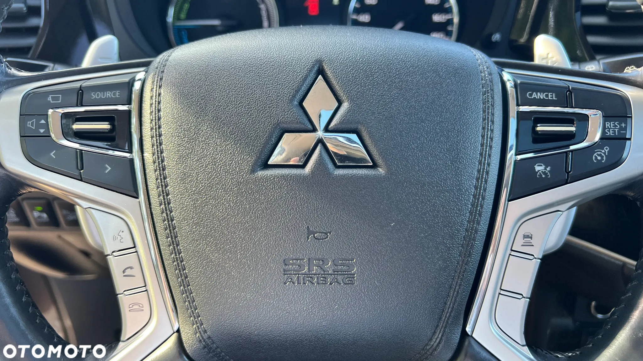 Mitsubishi Outlander - 34