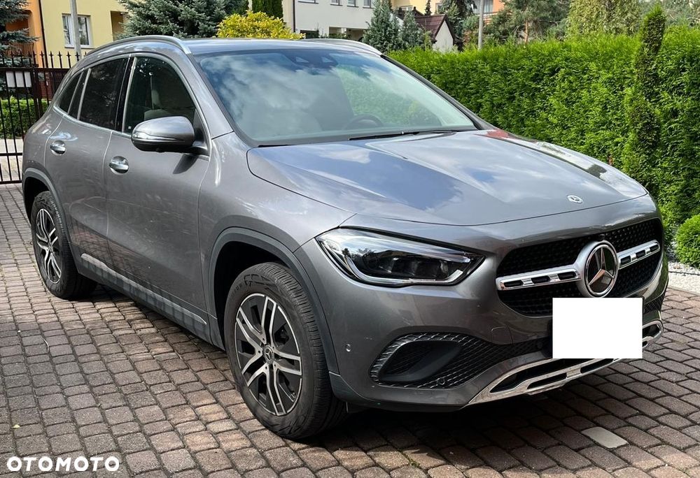 Mercedes-Benz GLA 250 Progressive - 1