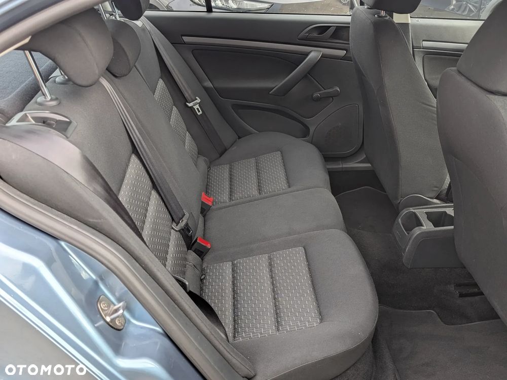 Skoda Octavia 1.4 - 17