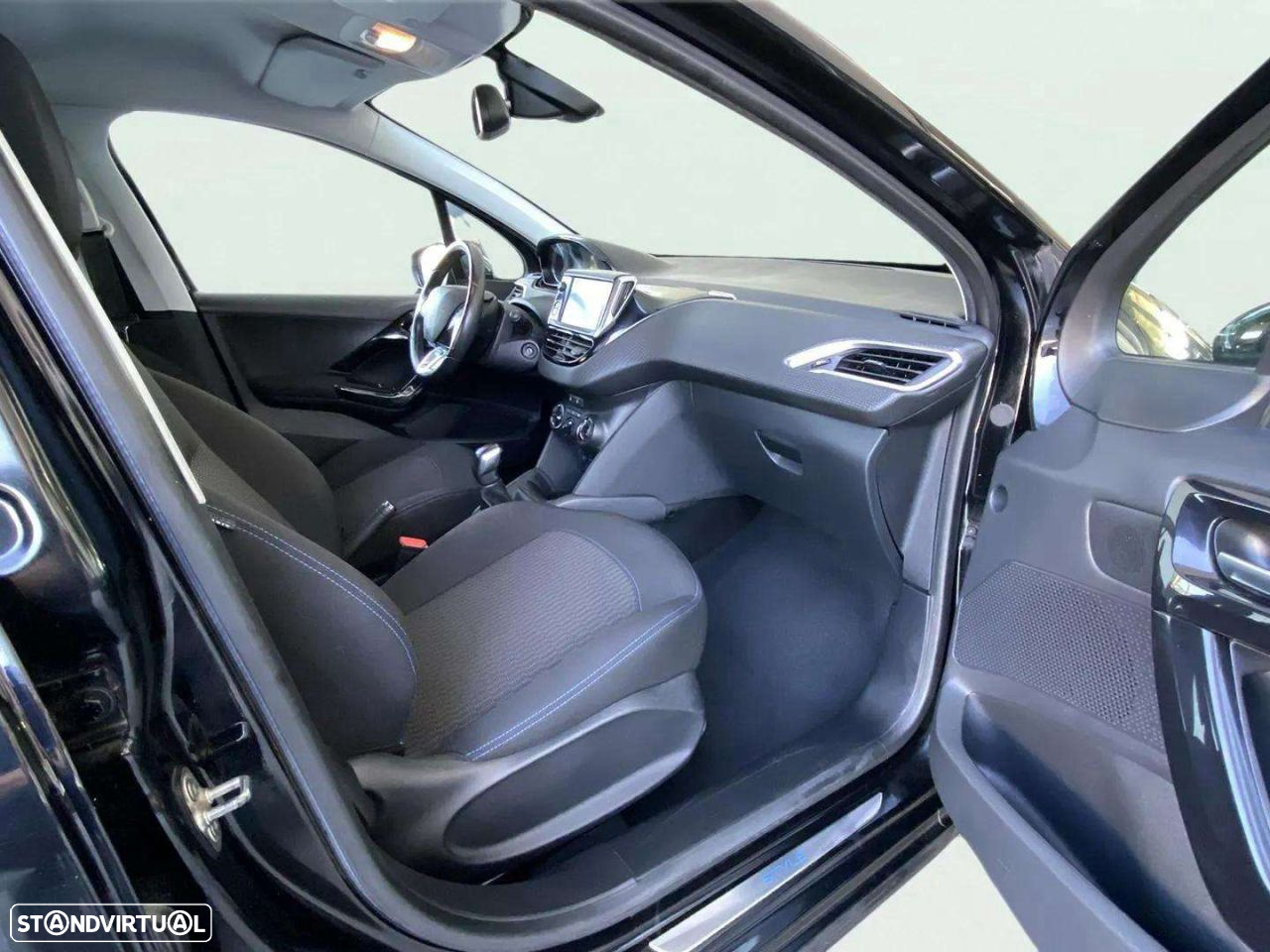 Peugeot 208 1.2 PureTech Style - 10