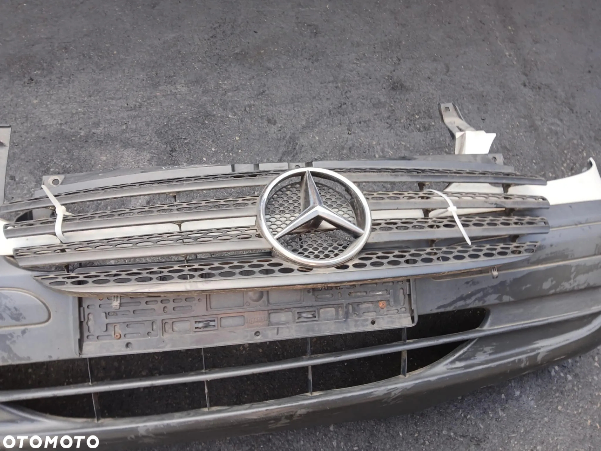 Mercedes Vito 639 zderzak przedni - 5