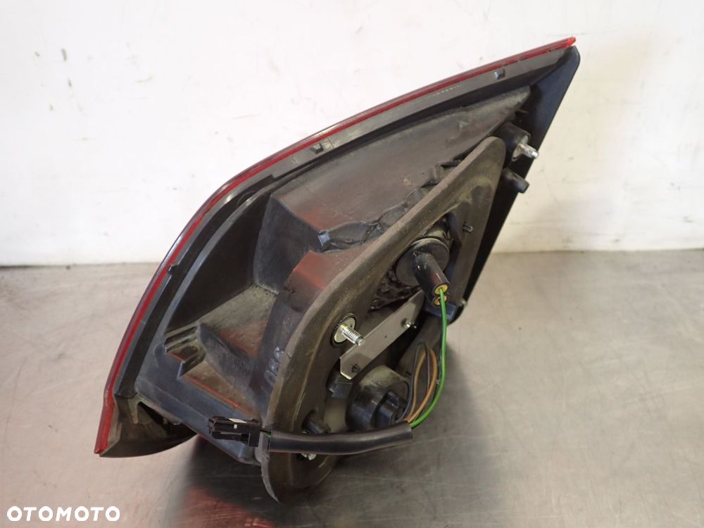 LAMPA LEWA TYLNA W KLAPIE CHEVROLET CRUZE I LIFT  95089901 - 6