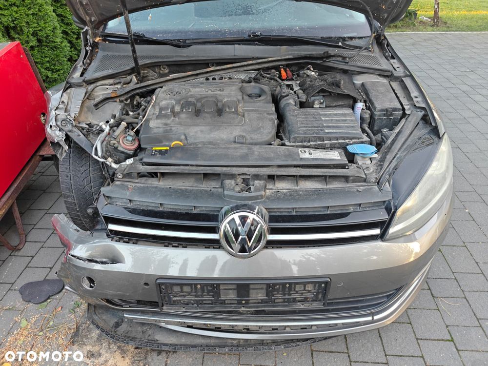 Volkswagen Golf 1.6 TDI BlueMotion Technology Comfortline - 12