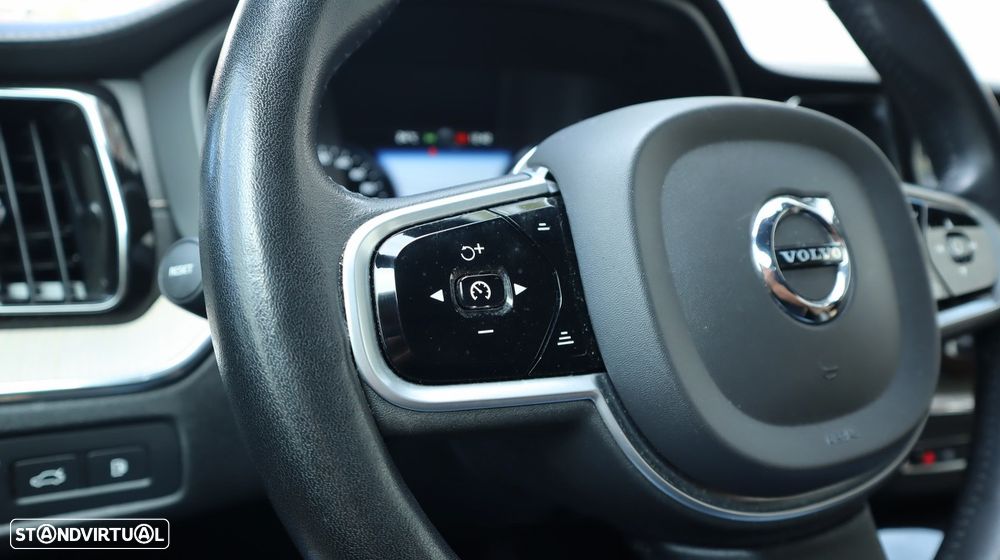 Volvo XC 60 2.0 T8 PHEV Inscription AWD - 45
