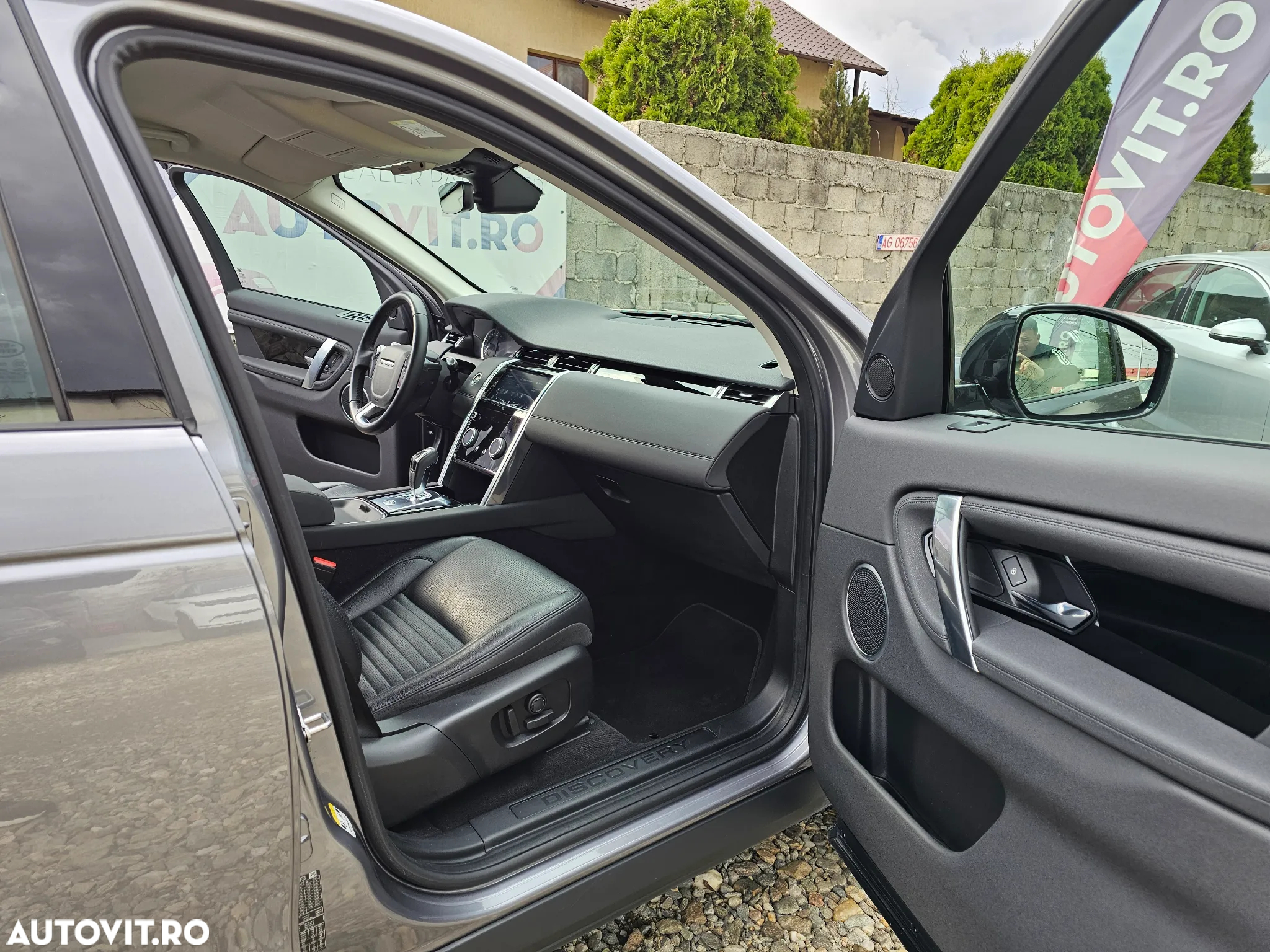 Land Rover Discovery Sport 2.0 D180 MHEV SE - 26