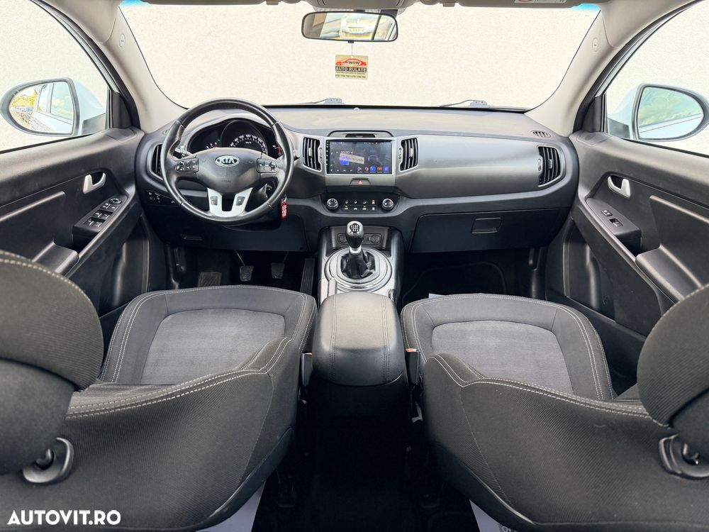 Kia Sportage 1.7 CRDI 2WD Dream-Team Edition - 6