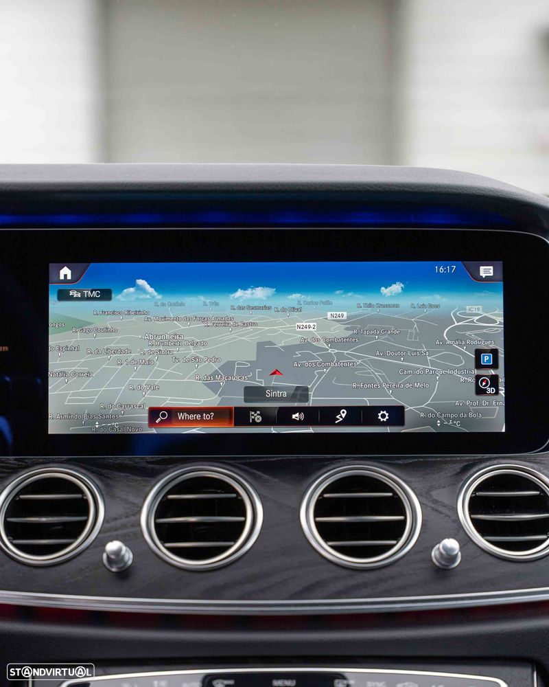 Mercedes-Benz E 200 9G-TRONIC - 19