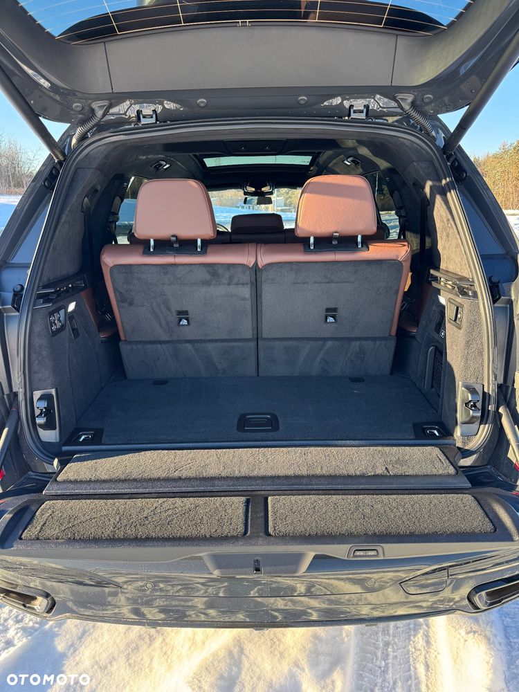 BMW X7 - 18