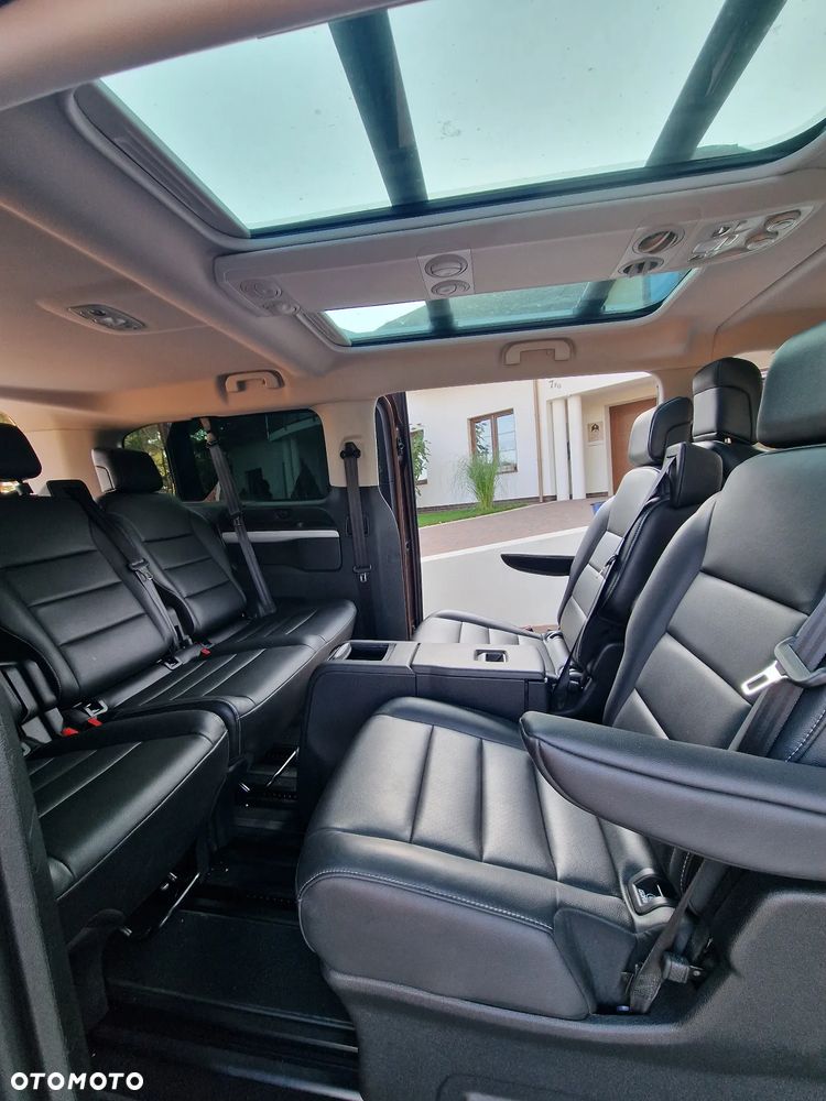 Peugeot Traveller 2.0 BlueHDi Long Business - 19