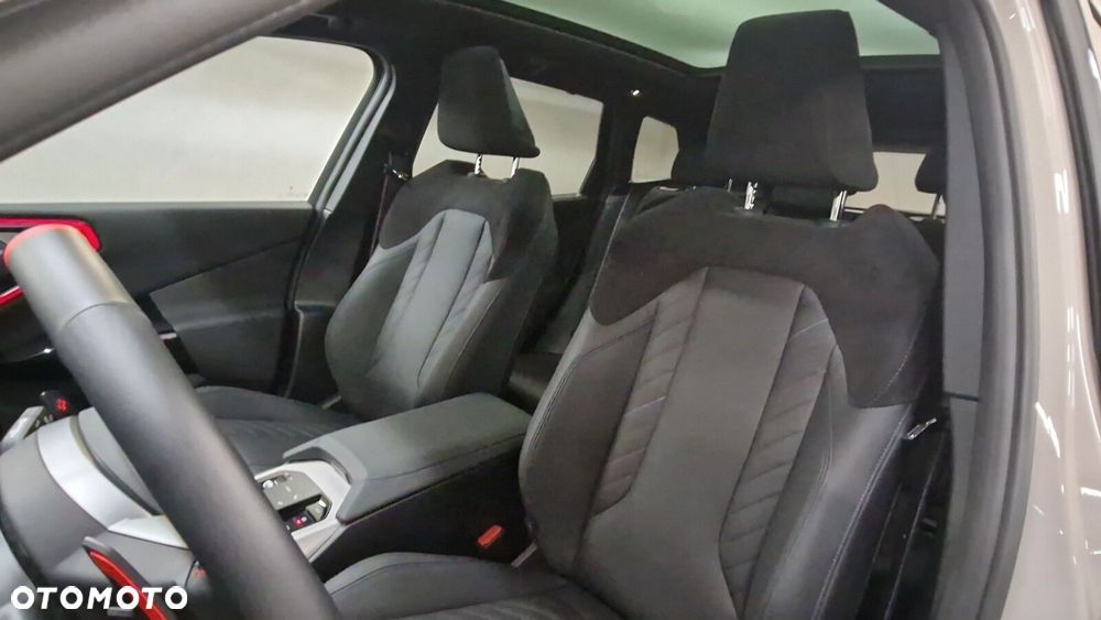 BMW X3 xM50 mHEV - 14