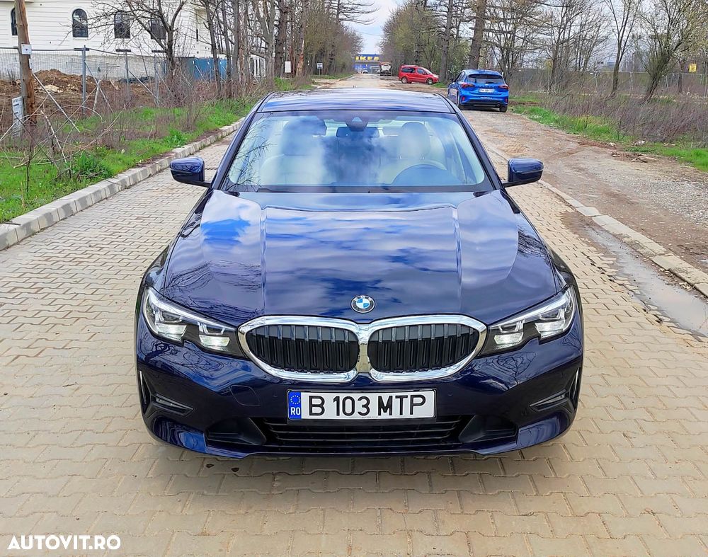 BMW Seria 3 320i Aut. Luxury Line - 3