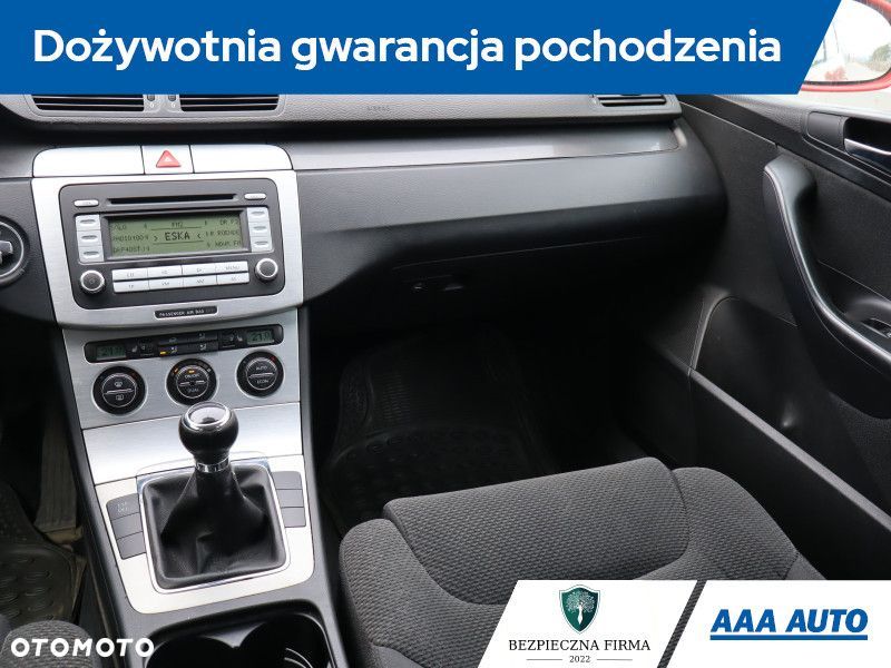 Volkswagen Passat Variant - 10