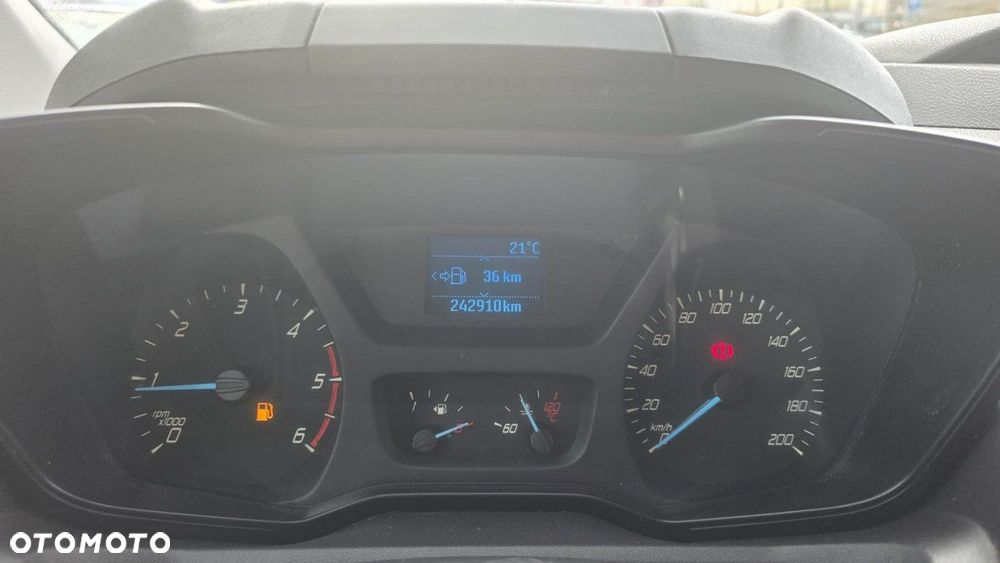 Ford Transit Custom - 11