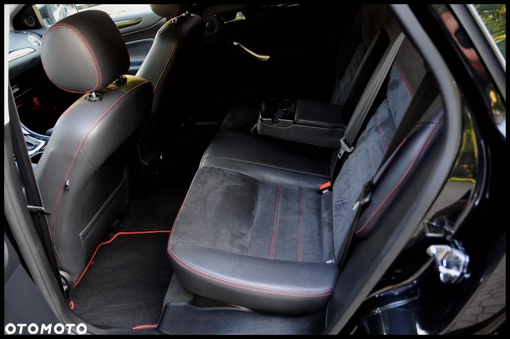 Ford Mondeo 2.0 TDCi Titanium S - 28