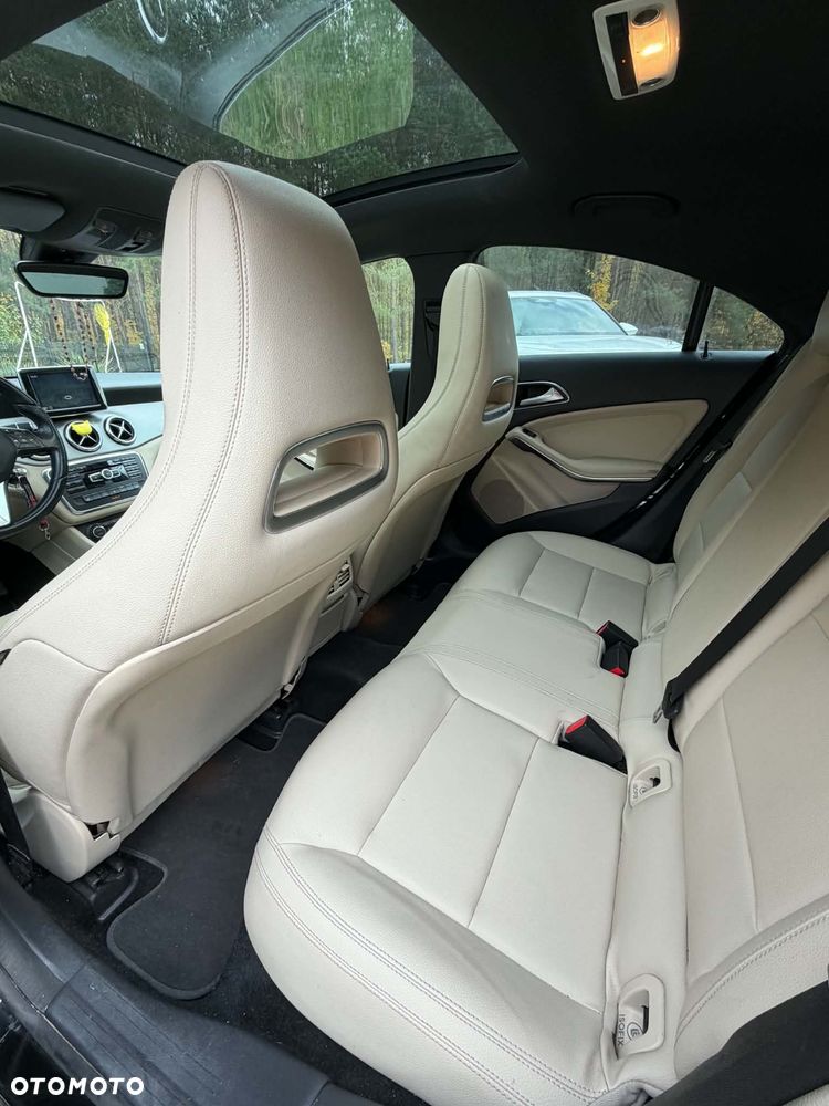 Mercedes-Benz CLA 250 7G-DCT Sport - 11