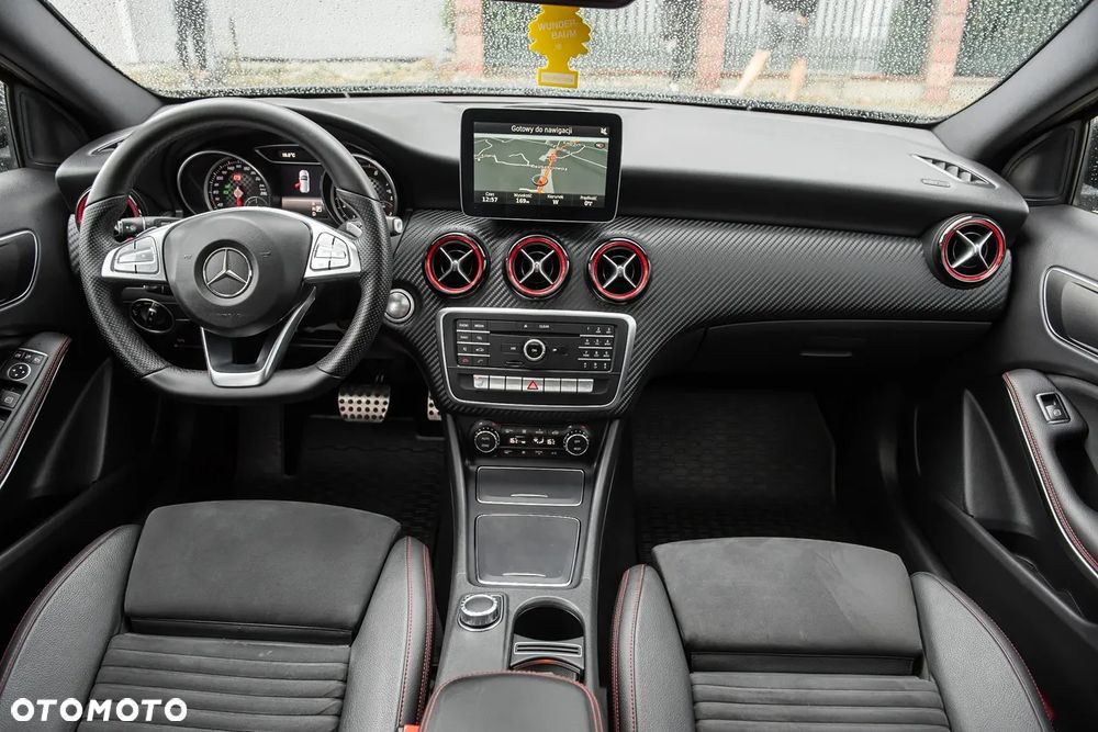 Mercedes-Benz Klasa A 250 4-Matic AMG Line - 29