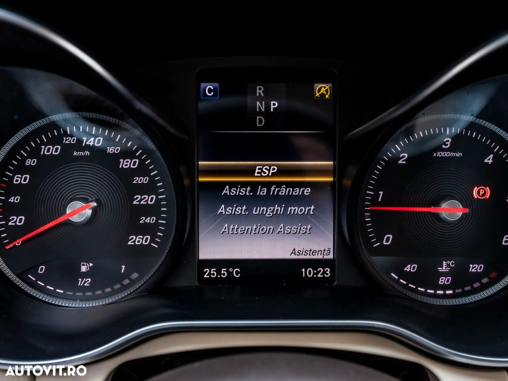 Mercedes-Benz C - 33