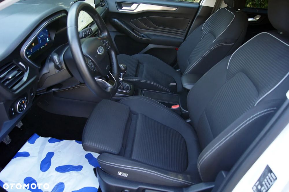 Ford Focus 1.5 EcoBlue STart-Stopp-System TITANIUM X - 22