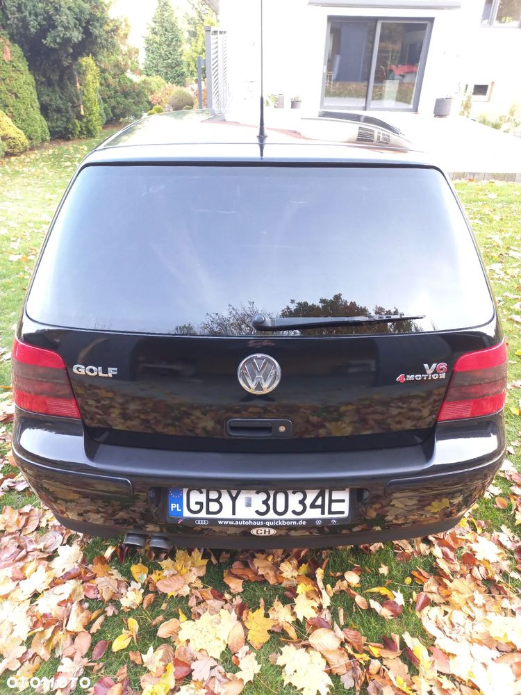 Volkswagen Golf - 6