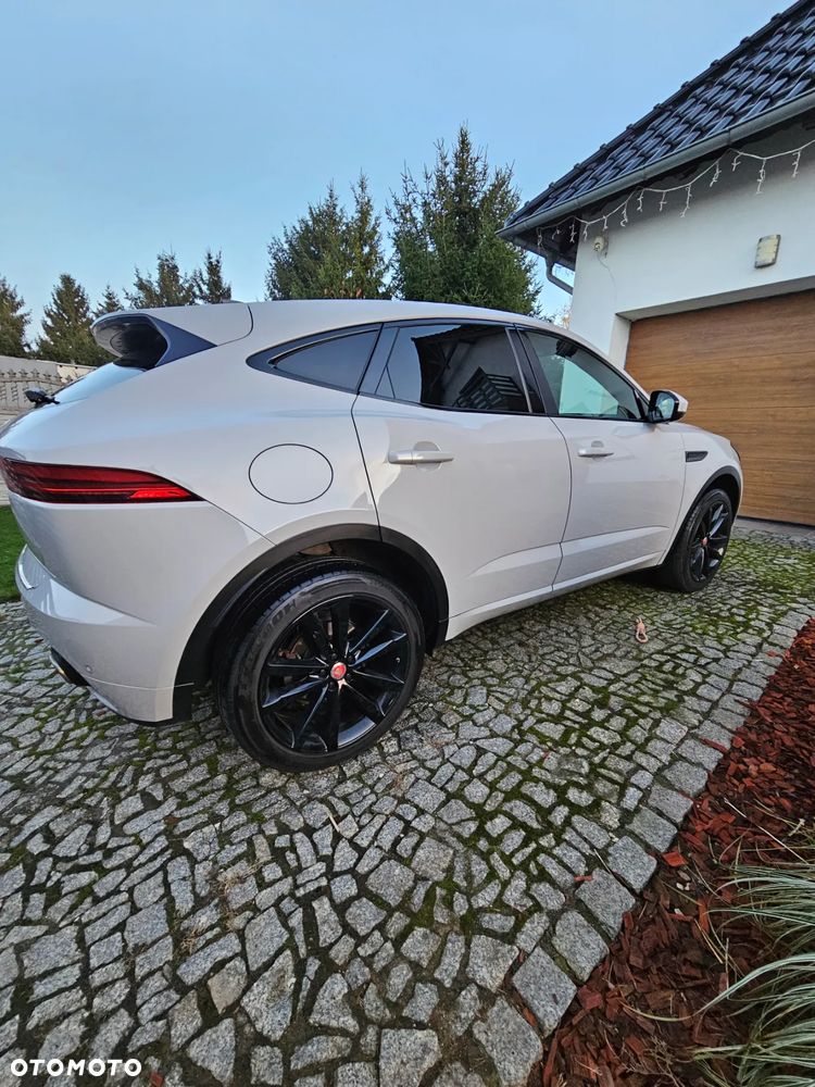Jaguar E-Pace D150 R-Dynamic - 4