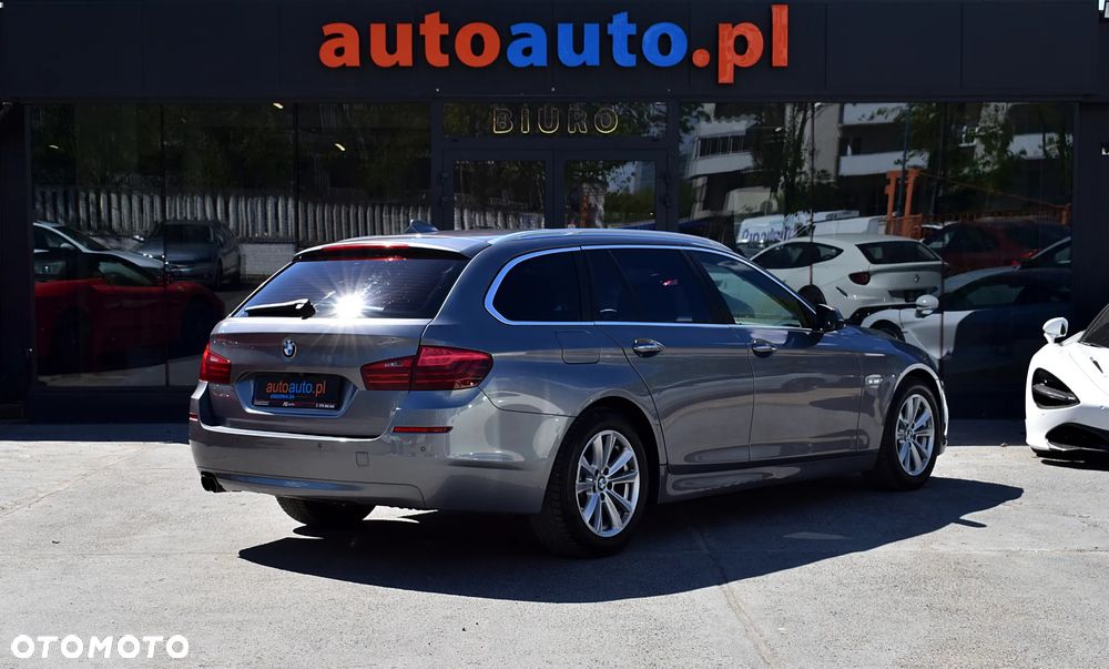 BMW Seria 5 520d xDrive Sport Line - 29