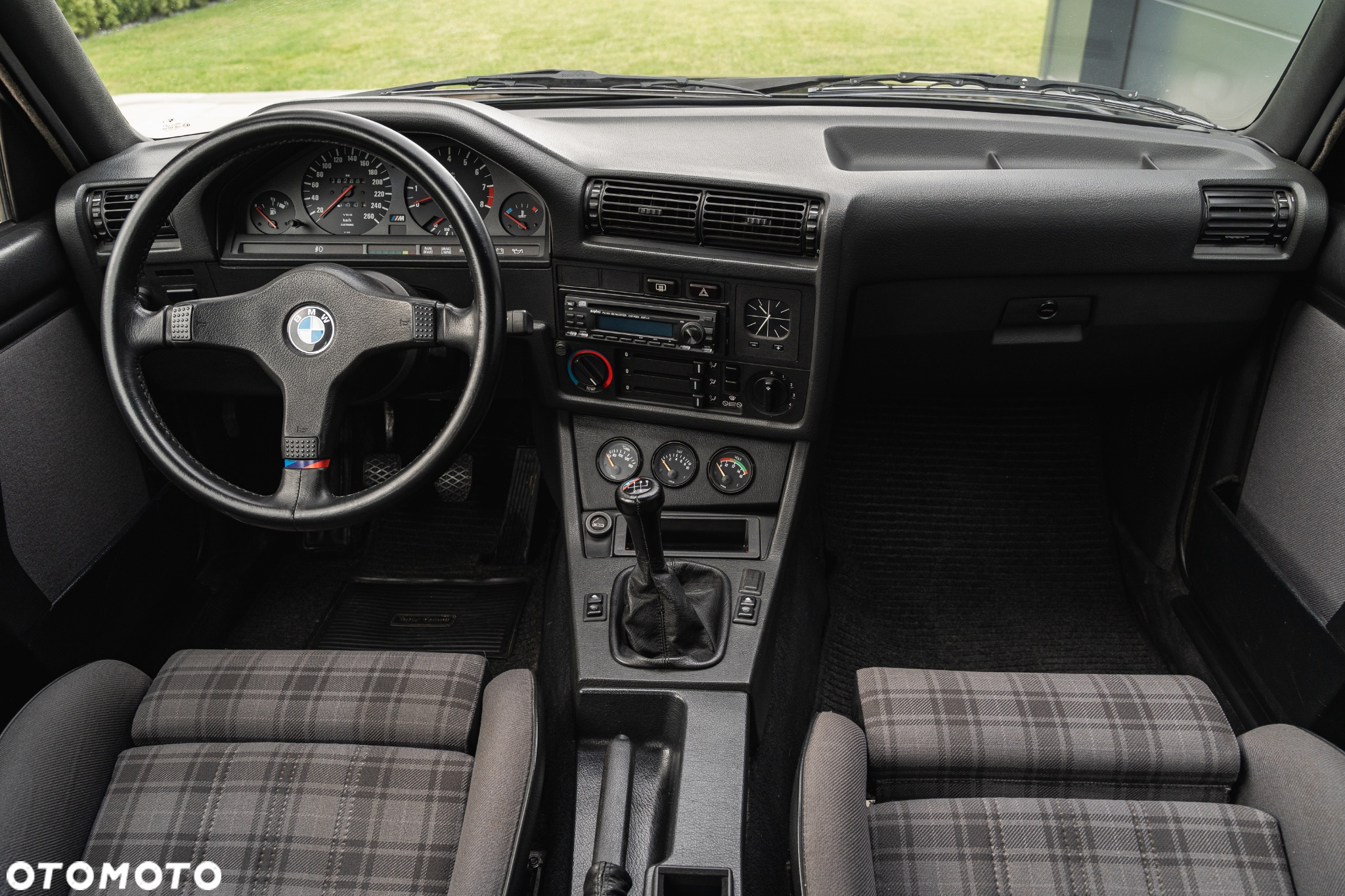 BMW M3 Standard - 16