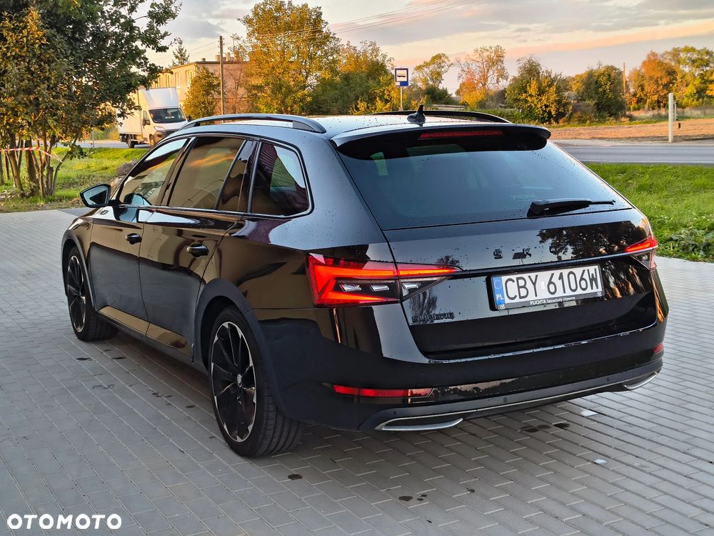 Skoda Superb 2.0 TDI SCR Sportline DSG - 21