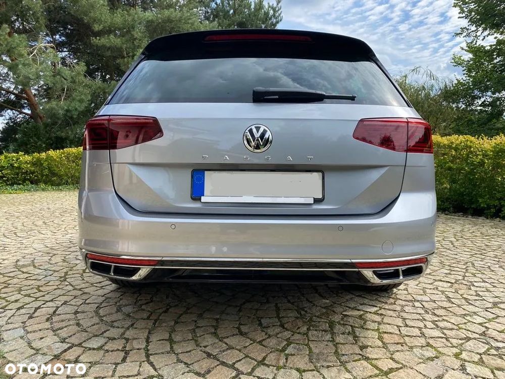 Volkswagen Passat Variant 2.0 TDI SCR DSG Elegance - 3