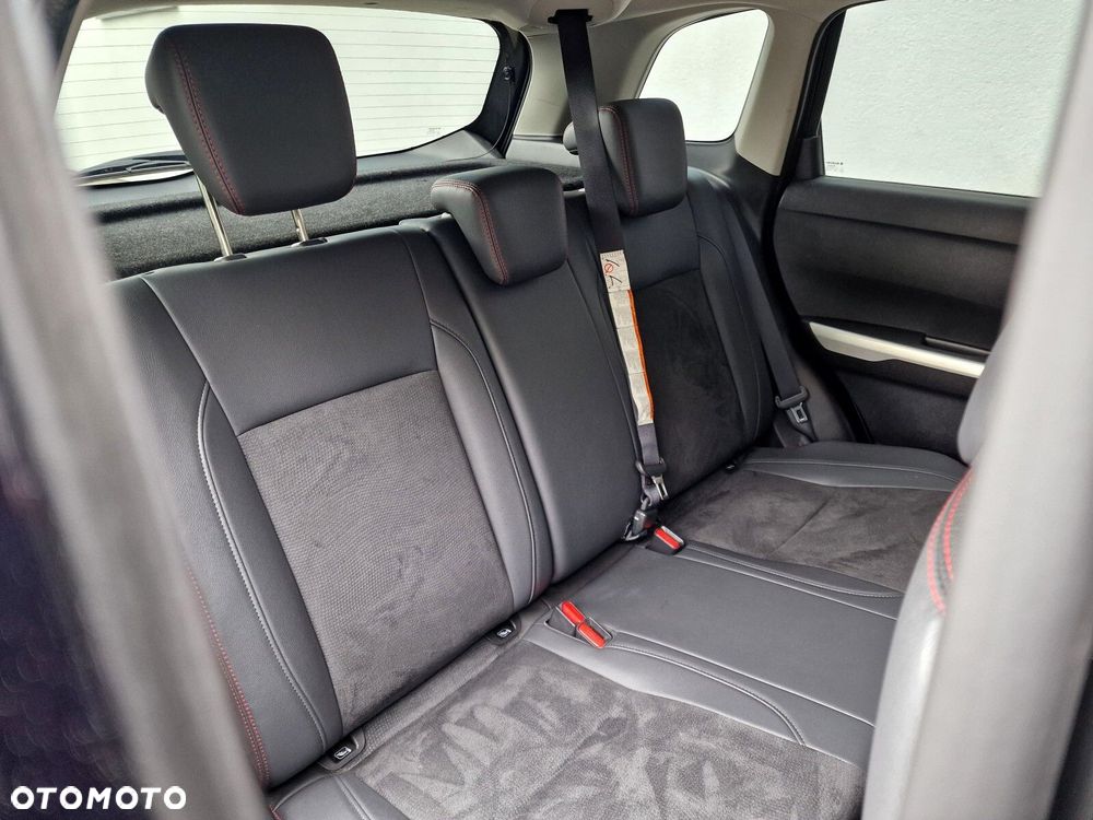 Suzuki Vitara 1.4 T Boosterjet S 4WD - 37