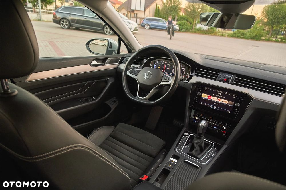 Volkswagen Passat - 26