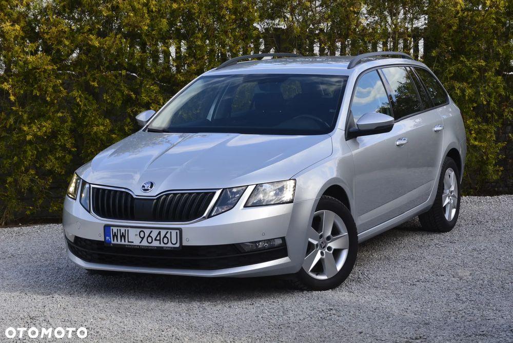 Skoda Octavia 2.0 TDI Ambition DSG - 1