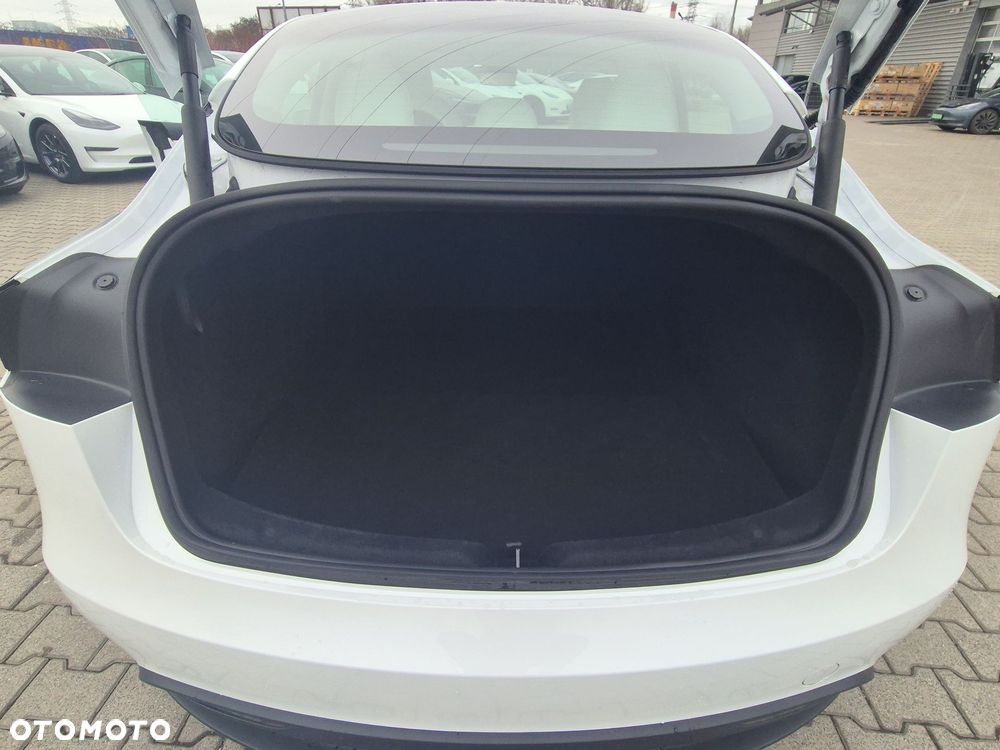 Tesla Model 3 Long Range RWD - 17