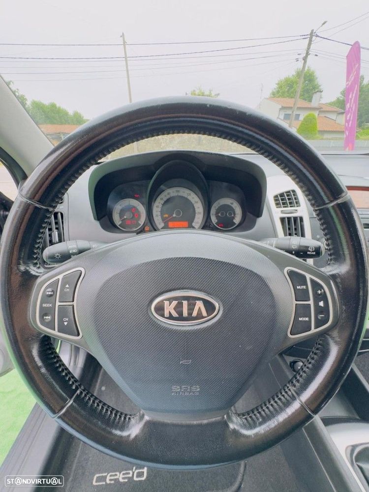 Kia Ceed SW 1.6 CRDi EX - 16