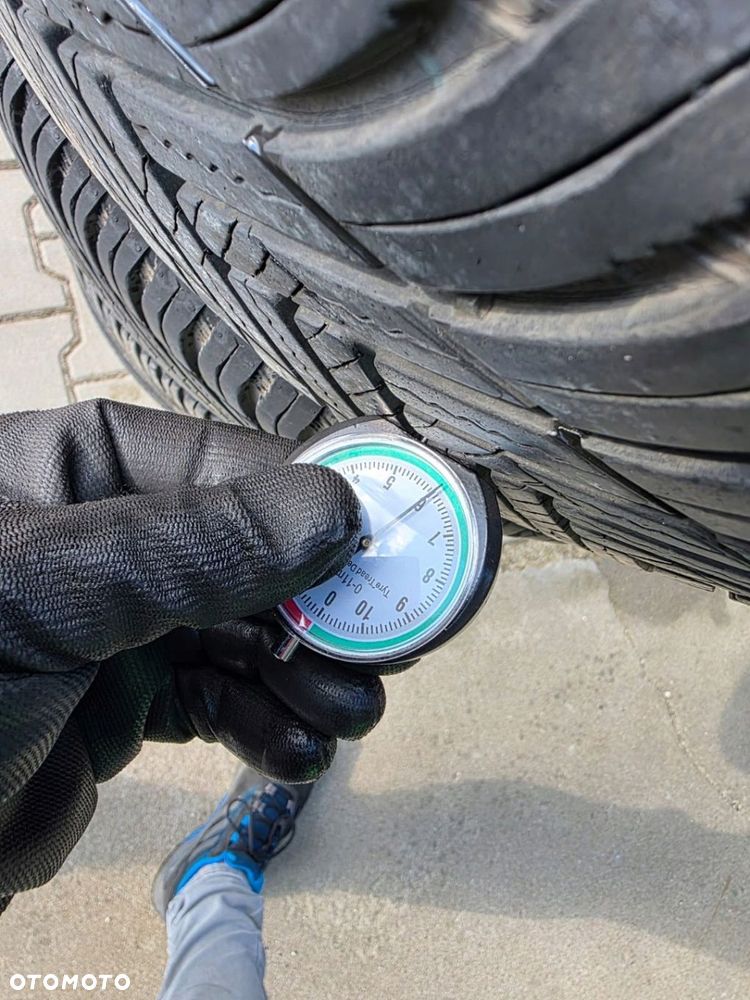 OPEL CORSA D CORSA E MERIVA KOŁA FELGI ALUMINIOWE R.17 215/45 WIELOSEZON - 10