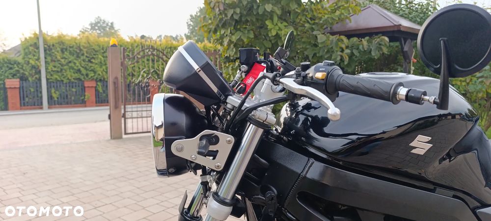 Suzuki SV - 40