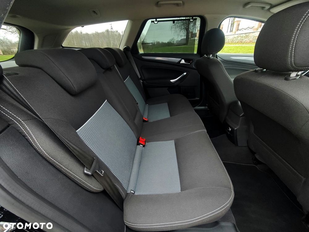 Ford Mondeo 2.0 TDCi Champions Edition - 30
