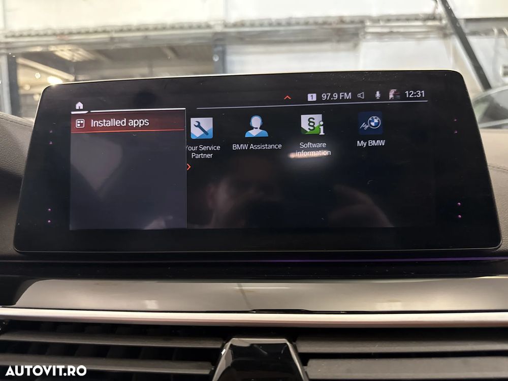 BMW Seria 5 530i Aut. Luxury Line - 22