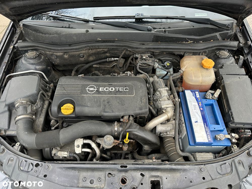 Opel Astra 1.7 CDTI DPF Design Edition - 4