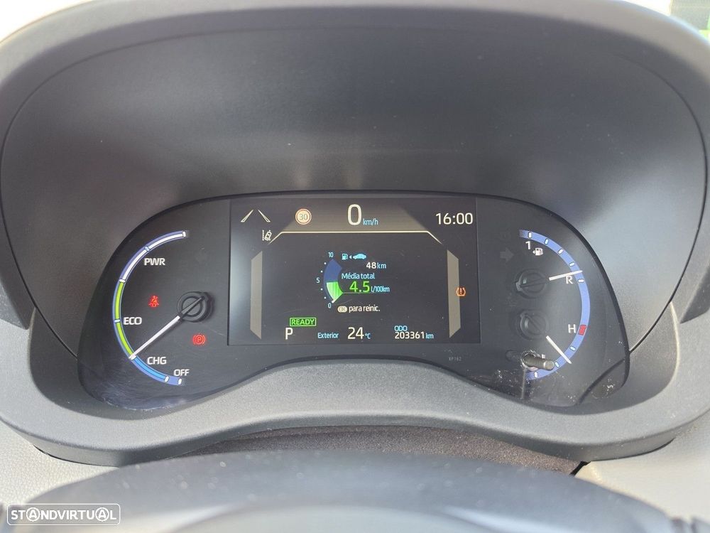 Toyota Yaris Cross 1.5 HDF Comfort Plus - 11