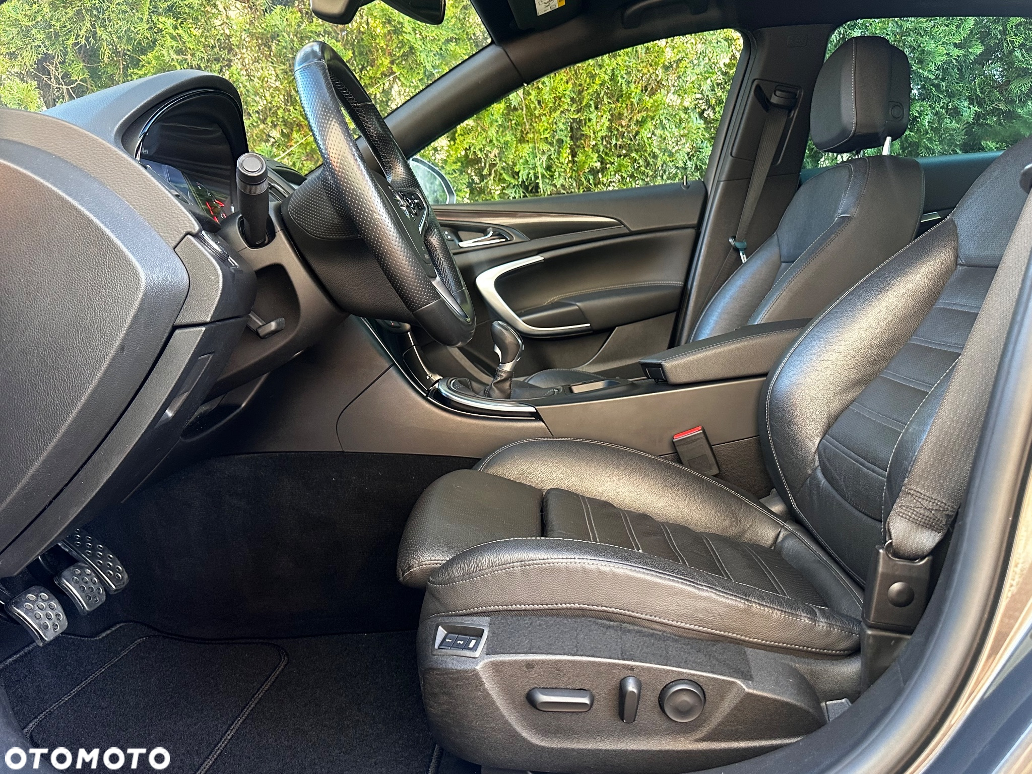 Opel Insignia - 24