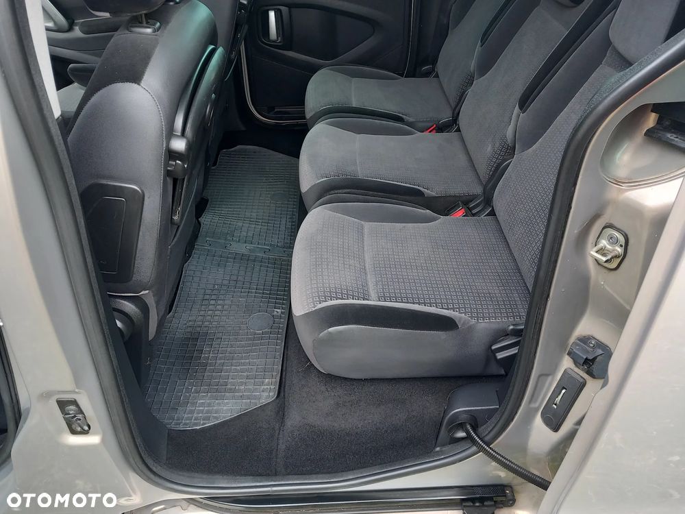 Citroën Berlingo - 11