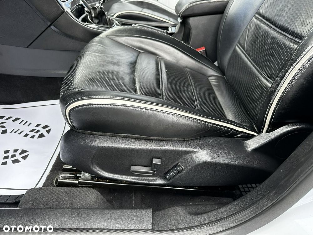 Ford Mondeo - 12
