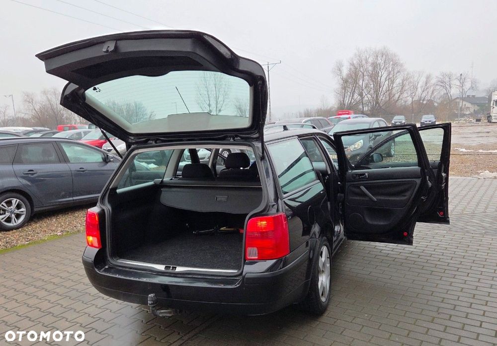 Volkswagen Passat - 24