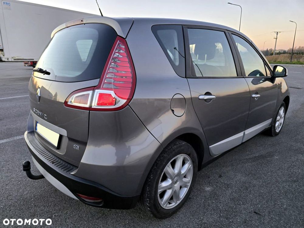 Renault Scenic 1.5 dCi Avantage - 27