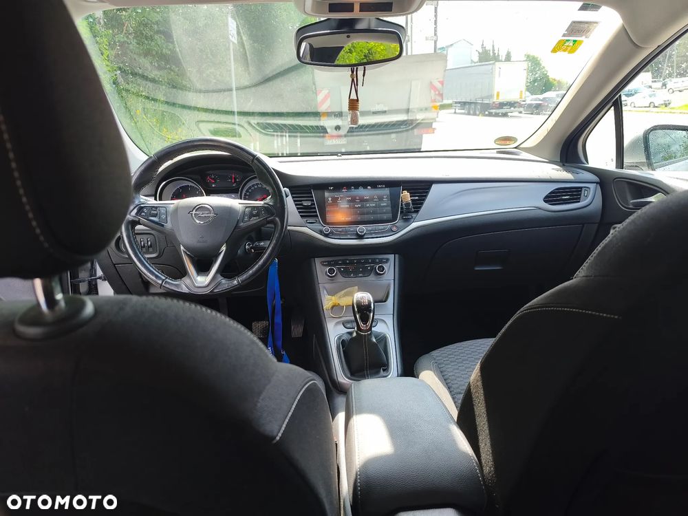 Opel Astra 1.6 CDTI Sport - 8