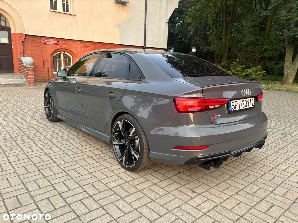 Audi S3 S tronic - 8